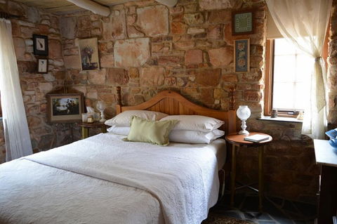 Trestrail Cottage B & B - NT Tourism 1