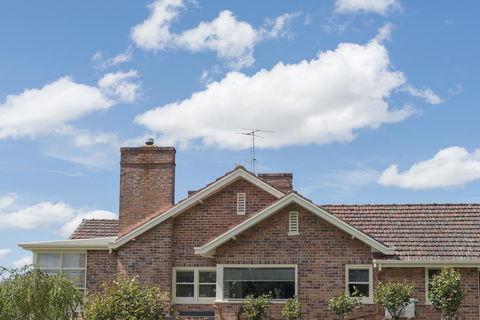 Trevallyn House B & B - NT Tourism 2