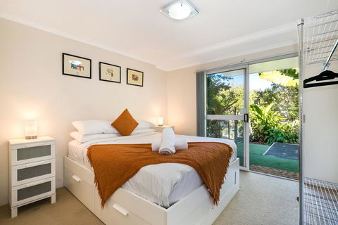 Tropical Townhouse With Two Courtyards And Pool - NT Tourism 1