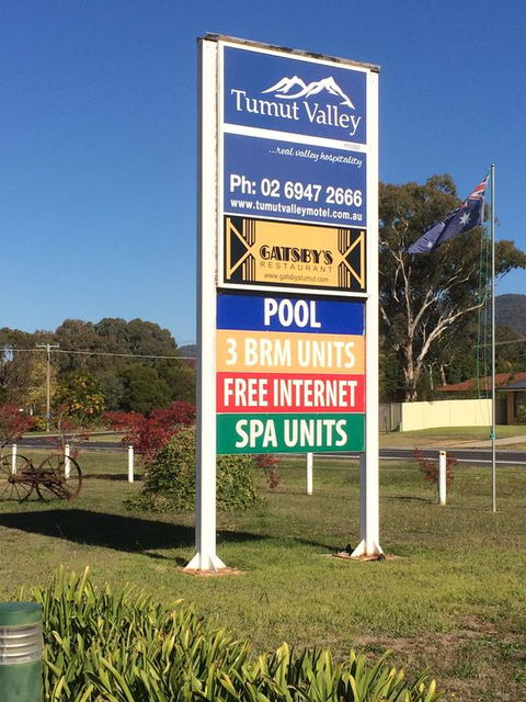 Tumut Valley Motel - NT Tourism 3