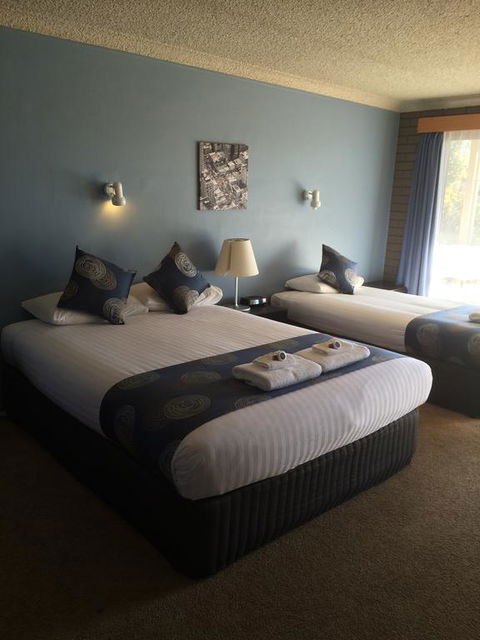 Tumut Valley Motel - NT Tourism 2