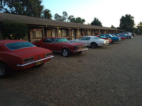 Tumut Valley Motel - NT Tourism 0