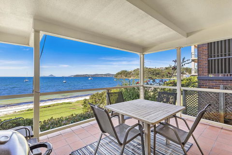Tuscan Waterfront, Unit 1/213 Soldiers Point Road - NT Tourism 0