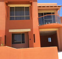 Tuscany Townhouse 3-4 - NT Tourism