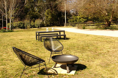 Twin Falls Bush Cottages - NT Tourism 1