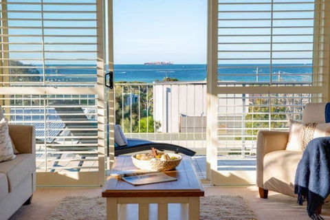 Tyrone Beach Retreat, VIEWS - NT Tourism 2