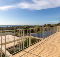 Tyrone Beach Retreat VIEWS - NT Tourism