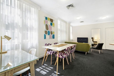 ULTIQA Rothbury Hotel - Accommodation NT 2