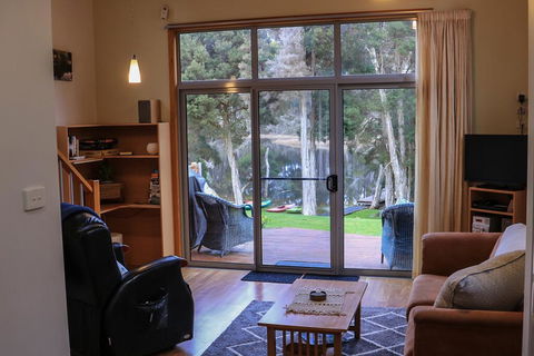 Ulverstone River Retreat - NT Tourism 2