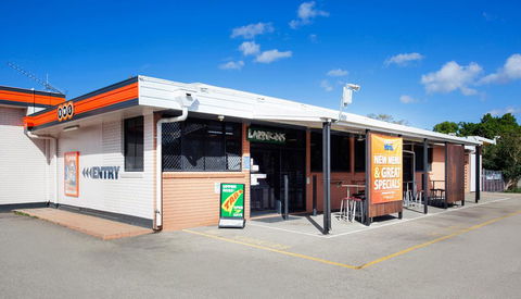 Upper Ross Hotel - NT Tourism 0