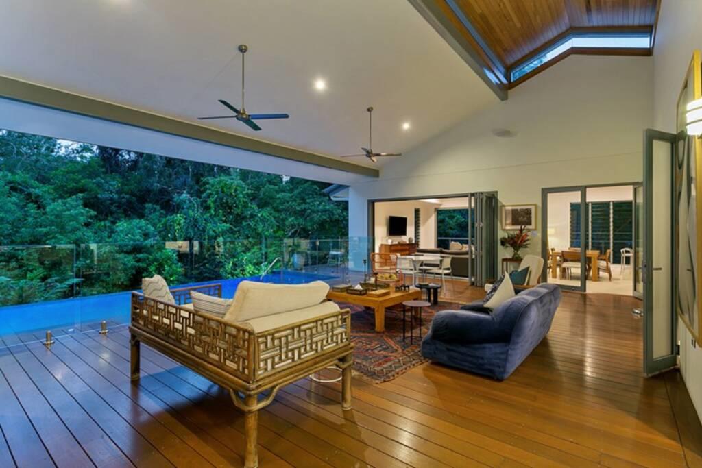  Accommodation NT