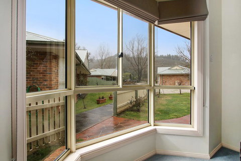 Valley View Townhouse - On The RAIL TRAIL - Accommodation NT 3