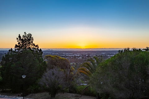 Vermillion Skies Holiday Accommodation - NT Tourism 3