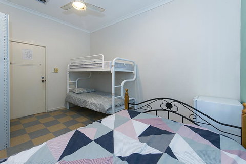 Victoria Park Lodge - Accommodation NT 1