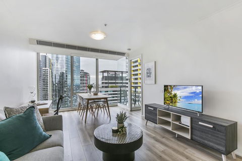 Views And Hotel-style Extras In A Great Location - NT Tourism 0