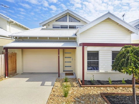 Villa By The Sea - Accommodation NT 3