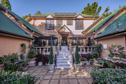 Villa Della Rosa Bed & Breakfast - NT Tourism 3