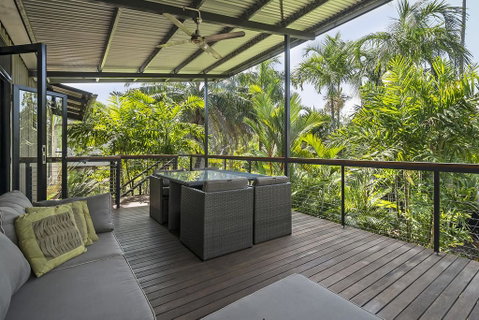 Villa Frangipani - NT Tourism 0