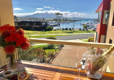 Vista Marina Penthouse #6 - NT Tourism 0