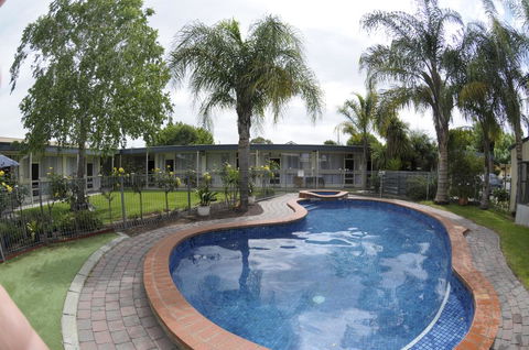 Warrina Motor Inn - Accommodation NT 0