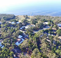 Waterfront Retreat At Wattle Point - NT Tourism