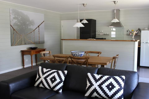 Amelina Cottages - Accommodation NT 20
