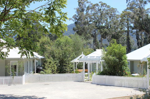 Amelina Cottages - Accommodation NT 4