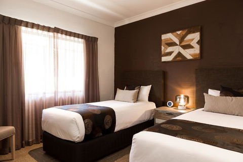 Blazing Stump Motel & Suites - Accommodation NT 1