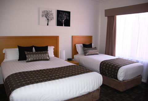 Blazing Stump Motel & Suites - Accommodation NT 27