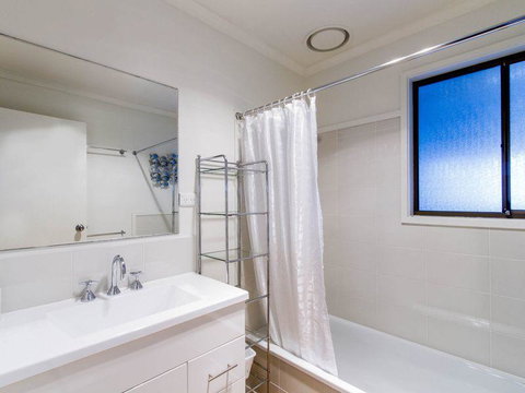 Perfect For Family Fun - Accommodation NT 9