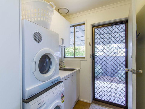 Perfect For Family Fun - Accommodation NT 12