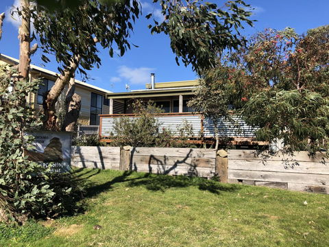 The PC Cottage - Accommodation NT 8