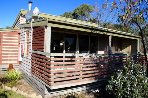 The PC Cottage - Accommodation NT 7