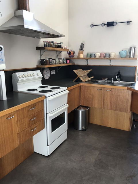 The PC Cottage - Accommodation NT 15