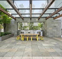 Complete Host Manhattan Apartments - NT Tourism