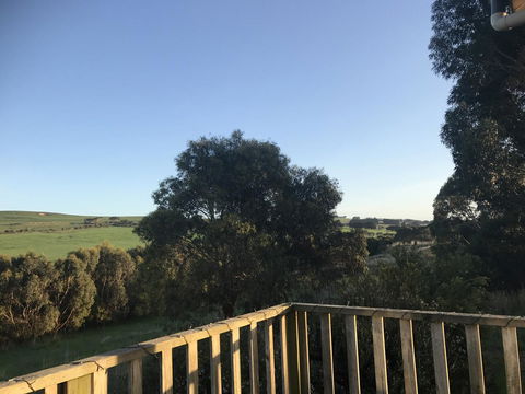 Hillâ€™s Creek Holiday Home - Accommodation NT 12
