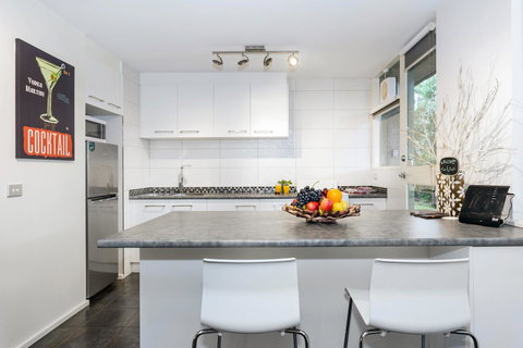 Melbourne Villa - Accommodation NT 11