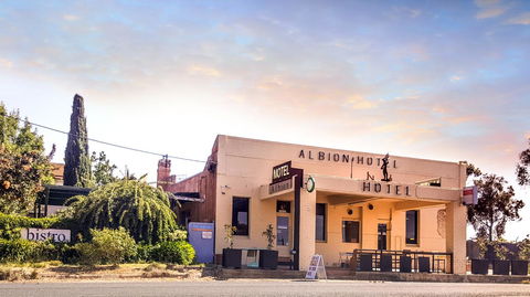 The Albion Motel Castlemaine - NT Tourism 0
