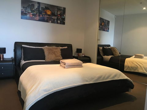 Society Accommodation - Accommodation NT 2