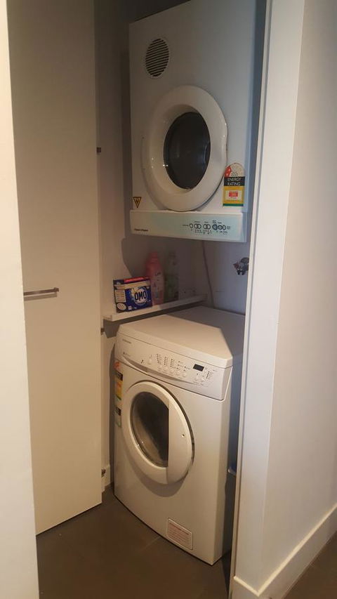 Society Accommodation - Accommodation NT 17