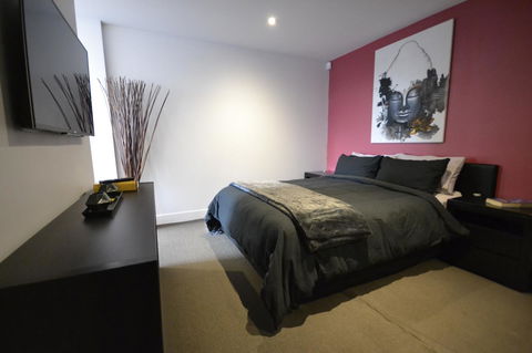 Society Accommodation - Accommodation NT 6