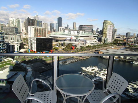 Harbour Escape Apartments Docklands - Accommodation NT 10