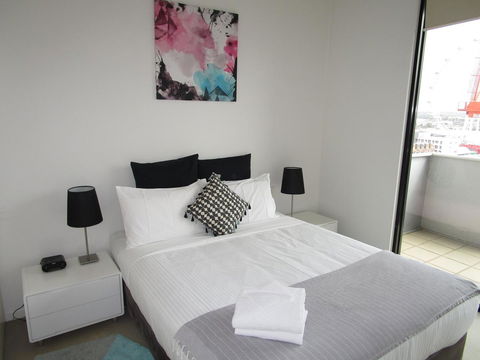 Harbour Escape Apartments Docklands - Accommodation NT 15