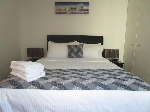 Harbour Escape Apartments Docklands - Accommodation NT 24