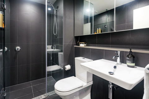 Stylish Apartment+Netflix - Accommodation NT 18