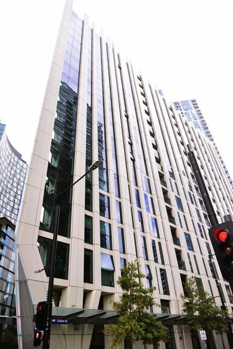 Superb Habour View/ Stylish Apartment / Landmark Building/ Free Tram - Accommodation NT 18