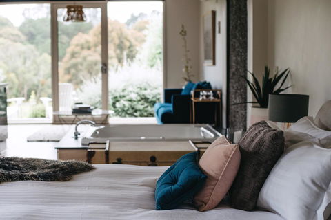 Polperro Villas - Accommodation NT 7