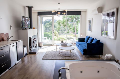 Polperro Villas - Accommodation NT 4