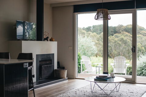 Polperro Villas - Accommodation NT 11
