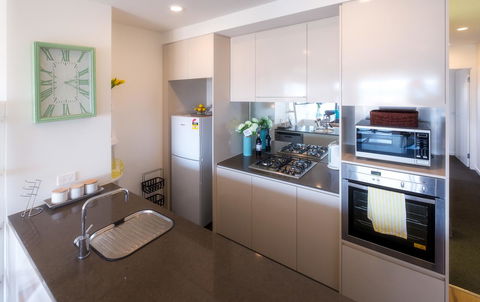 Waterfront Apt 234 Marinaquays - Accommodation NT 10